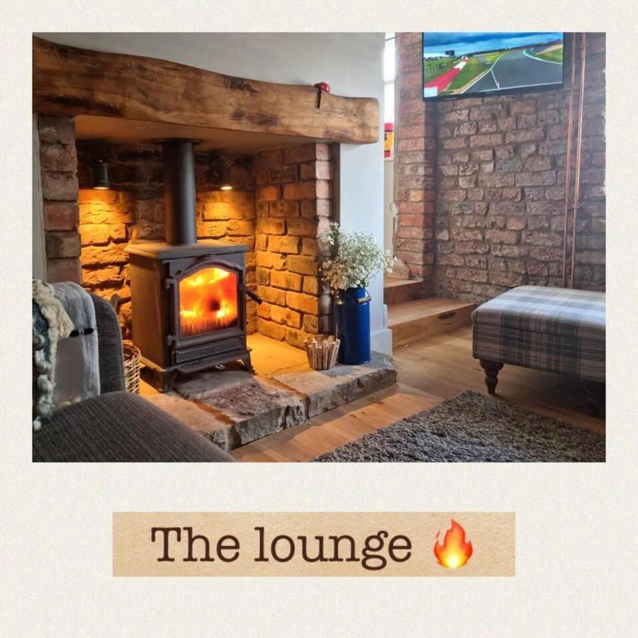 Stunning Quirky 2-Bed Cottage In New Brighton Wallasey Exterior foto